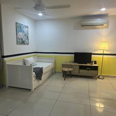 Jb City D'Esplanade Shopping Mall Apartment Johor Bahru Exterior foto