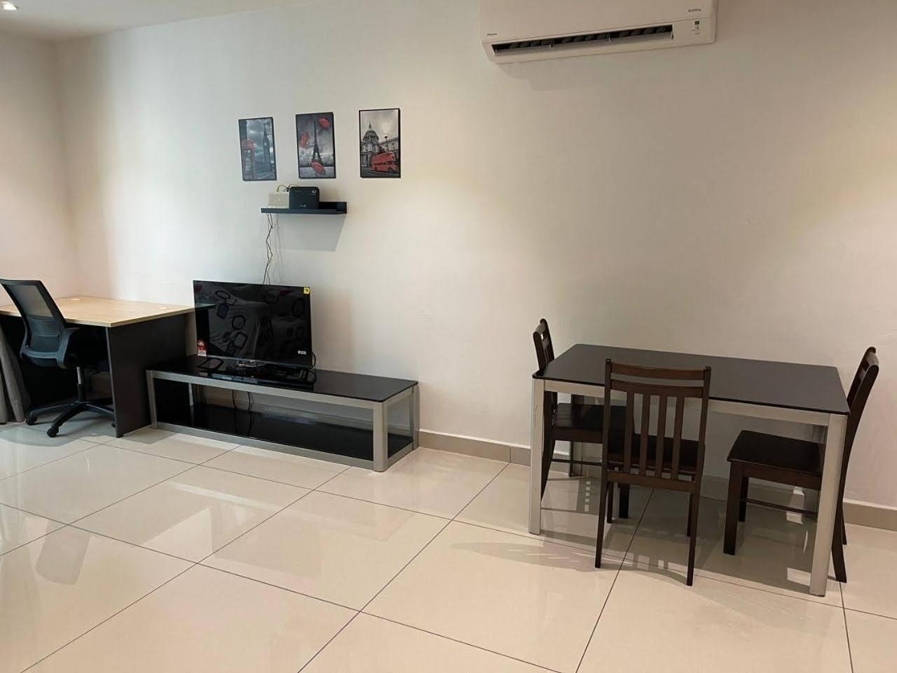Jb City D'Esplanade Shopping Mall Apartment Johor Bahru Exterior foto