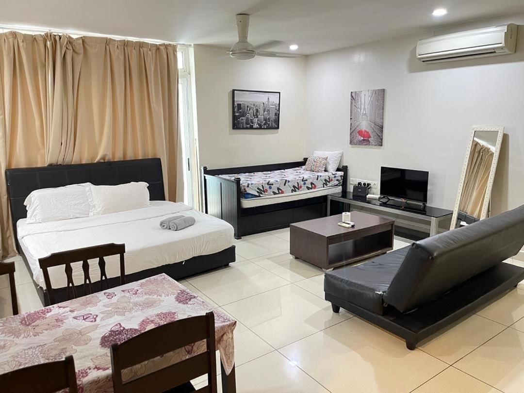 Jb City D'Esplanade Shopping Mall Apartment Johor Bahru Exterior foto