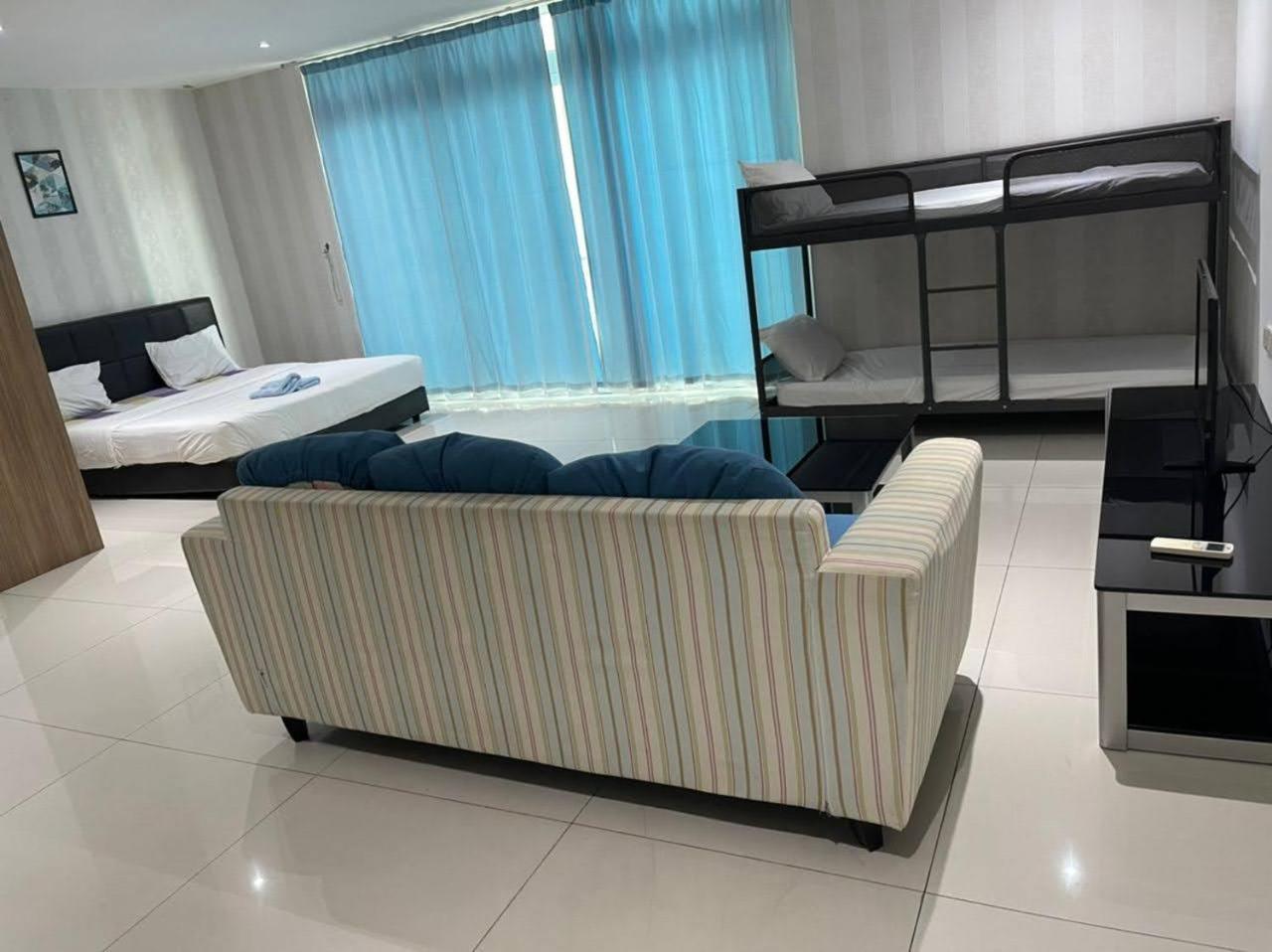 Jb City D'Esplanade Shopping Mall Apartment Johor Bahru Exterior foto