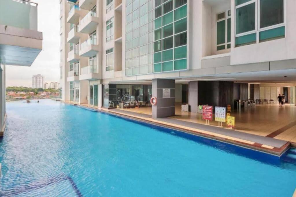 Jb City D'Esplanade Shopping Mall Apartment Johor Bahru Exterior foto
